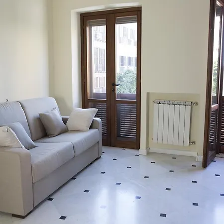 Piazza Yenne Casa Vacanze Apartment
